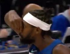 PG中国官网-76人横扫意大利男篮，贝弗利完成帽子戏法