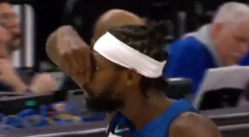 PG中国官网-76人横扫意大利男篮，贝弗利完成帽子戏法